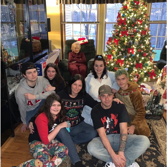 Meet your Posher, Michelle - Picture 5 of 6